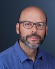 Jon Niccum